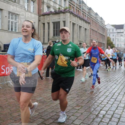 13.09.2026 - Kiel Lauf Yannick Fuchs http://msf.ph/oto/10421694 13.09.2026 10:54:41 Ziel 396, 796, 1063, 1287, 1940, 2506, 3939, 3950, 4091, 4502, 4772, 4938, 5302, 5821, 5923, 6166, 6889, 7046, 7696, 8222, 8484, 8542, 8867, 9297, 9424, 9462, 9633, 10015, 10740, 11529, 11760, 12268, 12529, 12710, 243, 394, 548, 932, 1127, 1343, 1613, 1765, 2196, 2259, 2471, 2579, 2746, 3293, 3337, 3649, 3729, 4246, 4310, 4525, 4582, 4827, 5318, 5392, 5560, 5578, 6063, 6208, 6519, 6571, 6887, 6888, 7276, 7558, 8328, 8640, 8711, 8849, 8925, 9400, 9462, 454 meine-sportfotos.de