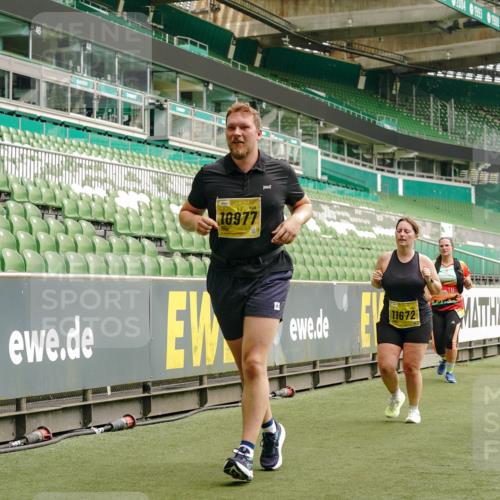 13.09.2026 - 21. swb-Marathon Bremen Michael Burmester http://msf.ph/oto/10421703 13.09.2026 10:45:12 Laufen im Stadion 10137, 10176, 10191, 10192, 10194, 10202, 10242, 10295, 10344, 10430, 10472, 10524, 10568, 10600, 10629, 10651, 10679, 10713, 10756, 10779, 10882, 10979, 10997, 10999, 11081, 11200, 11233, 11307, 11309, 11355, 11367, 11385, 11408, 11495, 11629, 11709, 11808, 11821, 11932, 11943, 12057, 12089, 12151, 12153, 12177, 12178, 12224, 12226, 12311, 12321, 12334, 12539, 10148, 10330 meine-sportfotos.de