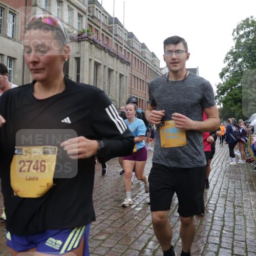 13.09.2026 - Kiel Lauf Yannick Fuchs http://msf.ph/oto/10421741 13.09.2026 10:54:44 Ziel 396, 459, 796, 1063, 1619, 1659, 1940, 2506, 3162, 3511, 3939, 3950, 4091, 4772, 4938, 5302, 5521, 5770, 5821, 5923, 6889, 7046, 7696, 8222, 8374, 8484, 8542, 8867, 9297, 9424, 10015, 10134, 10740, 11760, 12268, 12529, 243, 394, 548, 932, 1127, 1287, 1343, 1613, 1765, 2196, 2259, 2471, 2506, 2579, 2746, 3293, 3337, 3729, 4246, 4310, 4502, 4525, 4582, 4827, 5318, 5560, 5578, 6063, 6166, 6208, 6571, 6887, 6888, 7558, 8328, 8640, 8711, 8849, 9400, 9462, 9633, 454, 3084, 243 meine-sportfotos.de