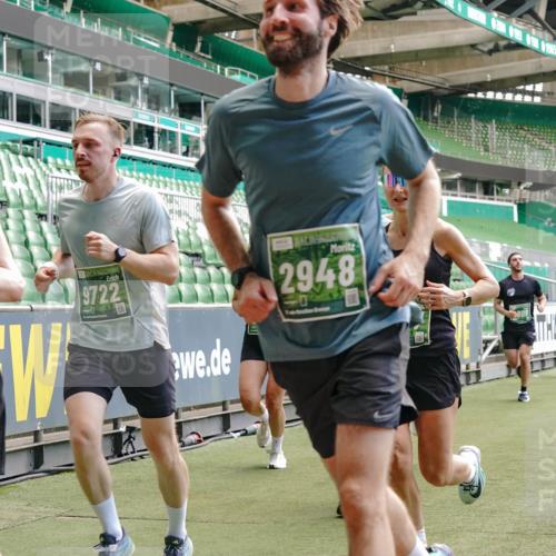 13.09.2026 - 21. swb-Marathon Bremen Michael Burmester http://msf.ph/oto/10421750 13.09.2026 12:59:38 Laufen im Stadion 135, 148, 191, 226, 232, 260, 342, 651, 745, 972, 1080, 1166, 1209, 1281, 1368, 1493, 1494, 1516, 1642, 1650, 1861, 1931, 1935, 1963, 2088, 2210, 2289, 2293, 2306, 2322, 2343, 2367, 2425, 2481, 2517, 2570, 2577, 2686, 2771, 2806, 2807, 2827, 2885, 2899, 2914, 2953, 2961, 2979, 3015, 3021, 3076, 3098, 3105, 3120, 3124, 3145, 3148, 3190, 3233, 3273, 3354, 3435, 3480, 3516, 3531, 3560, 3652, 3729, 3855, 3861, 3930, 3933, 3934, 205 meine-sportfotos.de
