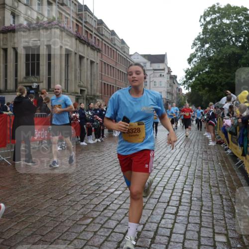 13.09.2026 - Kiel Lauf Yannick Fuchs http://msf.ph/oto/10421830 13.09.2026 10:54:56 Ziel 396, 454, 459, 575, 1232, 1619, 1659, 2198, 2357, 2554, 2747, 2813, 3162, 3511, 3699, 3950, 4369, 4370, 4625, 4652, 4665, 4902, 5260, 5521, 5770, 5890, 6842, 7419, 7696, 7722, 8374, 8519, 9573, 9601, 9849, 10058, 10134, 10148, 10170, 11157, 396, 796, 1063, 1127, 1287, 1940, 2259, 2506, 3939, 3950, 4091, 4502, 4772, 5560, 5578, 6063, 6166, 6208, 6571, 6887, 7558, 8328, 8711, 9462, 9633, 185, 1459, 1815, 1851, 1973, 2738, 3084, 3429, 3903, 4403, 4678, 4898, 5104, 2259, 5578 meine-sportfotos.de