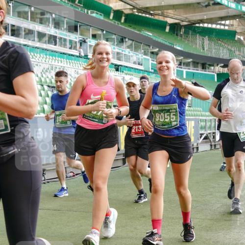 13.09.2026 - 21. swb-Marathon Bremen Michael Burmester http://msf.ph/oto/10421841 13.09.2026 13:22:29 Laufen im Stadion 128, 160, 211, 258, 343, 351, 423, 441, 533, 571, 601, 609, 708, 782, 851, 892, 1060, 1094, 1157, 1158, 1177, 1178, 1259, 1316, 1331, 1344, 1417, 1518, 1657, 1669, 1676, 1691, 1729, 1746, 1788, 1883, 2213, 2290, 2414, 2433, 2475, 2504, 2526, 2551, 2619, 2632, 2652, 2660, 2685, 2711, 2828, 2954, 2964, 2995, 3010, 3022, 3034, 3144, 3225, 3252, 3347, 3351, 3505, 3530, 3559, 3682, 3727, 3784, 4020, 4054, 4231, 4406, 4407, 4431, 4467, 4584, 1506 meine-sportfotos.de