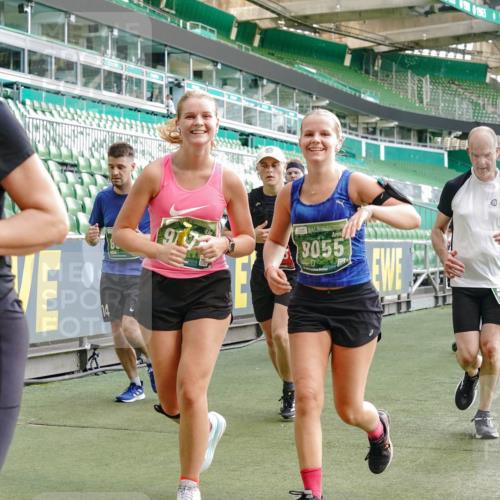 13.09.2026 - 21. swb-Marathon Bremen Michael Burmester http://msf.ph/oto/10421848 13.09.2026 13:22:30 Laufen im Stadion 128, 160, 211, 258, 343, 351, 423, 441, 533, 571, 601, 609, 708, 782, 851, 892, 1060, 1094, 1157, 1158, 1177, 1178, 1259, 1316, 1331, 1344, 1417, 1518, 1657, 1669, 1676, 1691, 1729, 1746, 1788, 1883, 2213, 2290, 2433, 2475, 2504, 2526, 2551, 2619, 2632, 2652, 2660, 2685, 2711, 2828, 2954, 2964, 2995, 3022, 3034, 3144, 3225, 3252, 3347, 3351, 3505, 3530, 3559, 3682, 3727, 3784, 4020, 4054, 4231, 4406, 4407, 4431, 4467, 4584, 1506 meine-sportfotos.de
