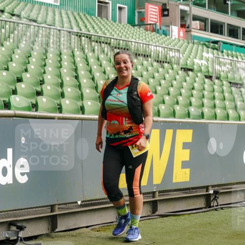 13.09.2026 - 21. swb-Marathon Bremen Michael Burmester http://msf.ph/oto/10421900 13.09.2026 10:45:20 Laufen im Stadion 10137, 10176, 10191, 10192, 10194, 10202, 10242, 10295, 10344, 10430, 10472, 10524, 10568, 10600, 10629, 10651, 10679, 10713, 10756, 10779, 10882, 10979, 10997, 10999, 11081, 11181, 11200, 11233, 11244, 11307, 11309, 11355, 11367, 11385, 11408, 11495, 11574, 11629, 11709, 11808, 11821, 11932, 11943, 12057, 12089, 12151, 12153, 12177, 12178, 12224, 12226, 12285, 12311, 12321, 12334, 12374, 12539, 10148, 10303, 10330 meine-sportfotos.de