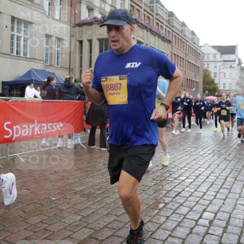 13.09.2026 - Kiel Lauf Yannick Fuchs http://msf.ph/oto/10421913 13.09.2026 10:55:08 Ziel 185, 575, 1232, 1459, 1815, 1851, 1973, 2198, 2339, 2548, 2554, 2738, 2813, 3084, 3429, 3699, 3903, 4403, 4625, 4652, 4665, 4678, 4898, 4902, 5104, 5260, 5645, 5834, 6193, 6490, 6498, 6501, 6583, 6991, 7450, 7722, 8121, 8714, 8791, 9131, 9601, 9849, 10032, 10058, 10061, 10170, 10354, 10571, 11157, 11325, 11358, 11453, 12176, 12444, 396, 454, 459, 796, 1063, 1619, 1659, 1940, 2357, 2506, 2747, 3162, 3511, 3939, 3950, 4091, 4369, 4370, 4502, 4625, 4652, 4665, 4772, 4902, 313 meine-sportfotos.de