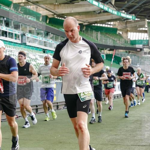 13.09.2026 - 21. swb-Marathon Bremen Michael Burmester http://msf.ph/oto/10421914 13.09.2026 13:22:31 Laufen im Stadion 128, 160, 211, 258, 343, 351, 423, 441, 533, 571, 601, 609, 708, 782, 851, 892, 1060, 1094, 1157, 1158, 1177, 1178, 1259, 1316, 1331, 1344, 1417, 1518, 1657, 1669, 1676, 1691, 1729, 1746, 1788, 1883, 2213, 2290, 2433, 2475, 2504, 2526, 2551, 2619, 2632, 2652, 2660, 2685, 2711, 2828, 2954, 2964, 2995, 3022, 3034, 3144, 3225, 3252, 3347, 3351, 3423, 3505, 3530, 3559, 3682, 3727, 3784, 4020, 4054, 4231, 4406, 4407, 4431, 4467, 4584, 1506 meine-sportfotos.de