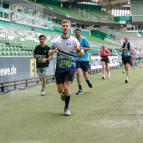 13.09.2026 - 21. swb-Marathon Bremen Michael Burmester http://msf.ph/oto/10421918 13.09.2026 12:59:42 Laufen im Stadion 135, 148, 191, 226, 232, 260, 342, 651, 745, 972, 1080, 1166, 1209, 1281, 1368, 1493, 1494, 1516, 1642, 1650, 1861, 1931, 1935, 1963, 2088, 2210, 2289, 2293, 2306, 2322, 2343, 2367, 2425, 2481, 2517, 2570, 2577, 2686, 2700, 2771, 2806, 2807, 2827, 2885, 2899, 2906, 2914, 2953, 2961, 2979, 3015, 3021, 3076, 3098, 3105, 3120, 3124, 3145, 3168, 3190, 3233, 3273, 3354, 3435, 3480, 3516, 3531, 3560, 3652, 3729, 3855, 3861, 3930, 3934, 205 meine-sportfotos.de