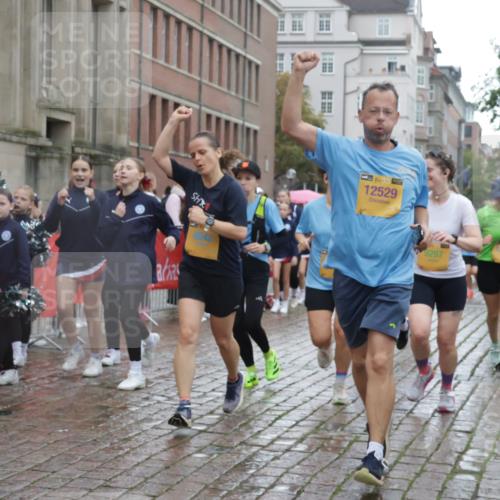 13.09.2026 - Kiel Lauf Yannick Fuchs http://msf.ph/oto/10421922 13.09.2026 10:55:10 Ziel 185, 575, 1232, 1459, 1815, 1851, 1973, 2339, 2548, 2738, 2813, 3084, 3429, 3903, 4403, 4678, 4898, 5104, 5645, 5834, 6193, 6490, 6498, 6501, 6583, 6991, 7118, 7450, 7566, 7722, 8121, 8714, 8791, 8845, 9131, 9849, 10032, 10061, 10354, 10571, 11157, 11325, 11358, 11453, 12176, 12444, 396, 454, 459, 575, 796, 1063, 1232, 1619, 1659, 1940, 2198, 2357, 2554, 2747, 2813, 3162, 3511, 3699, 3939, 3950, 4091, 4369, 4370, 4625, 4652, 4665, 4772, 4902, 34, 313 meine-sportfotos.de