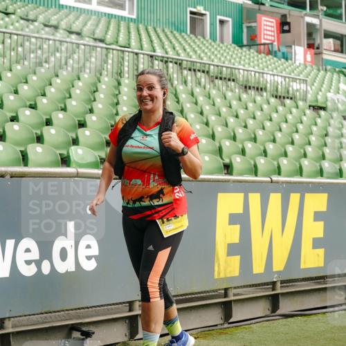 13.09.2026 - 21. swb-Marathon Bremen Michael Burmester http://msf.ph/oto/10421925 13.09.2026 10:45:21 Laufen im Stadion 10137, 10176, 10191, 10192, 10194, 10202, 10242, 10295, 10344, 10430, 10472, 10524, 10568, 10600, 10629, 10651, 10679, 10713, 10756, 10779, 10882, 10979, 10997, 10999, 11081, 11181, 11200, 11233, 11244, 11307, 11309, 11355, 11367, 11385, 11408, 11495, 11574, 11629, 11709, 11808, 11821, 11932, 11943, 12057, 12089, 12151, 12153, 12177, 12178, 12224, 12226, 12285, 12311, 12321, 12334, 12374, 12539, 10148, 10303, 10330 meine-sportfotos.de