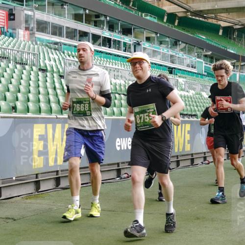 13.09.2026 - 21. swb-Marathon Bremen Michael Burmester http://msf.ph/oto/10421979 13.09.2026 13:22:33 Laufen im Stadion 128, 160, 211, 258, 343, 351, 423, 441, 533, 571, 601, 609, 708, 782, 851, 892, 1060, 1094, 1157, 1158, 1177, 1178, 1259, 1316, 1331, 1344, 1417, 1518, 1657, 1669, 1676, 1691, 1729, 1746, 1788, 1883, 2213, 2290, 2433, 2475, 2504, 2526, 2551, 2619, 2632, 2652, 2660, 2685, 2711, 2828, 2954, 2964, 2995, 3022, 3034, 3144, 3225, 3252, 3347, 3351, 3423, 3505, 3530, 3559, 3682, 3727, 3784, 3819, 4020, 4054, 4231, 4406, 4407, 4431, 4467, 4584, 1506 meine-sportfotos.de