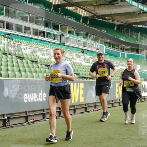 13.09.2026 - 21. swb-Marathon Bremen Michael Burmester http://msf.ph/oto/10422052 13.09.2026 10:45:25 Laufen im Stadion 10137, 10176, 10191, 10192, 10194, 10202, 10242, 10295, 10344, 10430, 10472, 10524, 10568, 10600, 10629, 10651, 10679, 10713, 10779, 10979, 10999, 11050, 11081, 11181, 11200, 11233, 11244, 11307, 11309, 11355, 11367, 11385, 11408, 11495, 11574, 11629, 11709, 11760, 11808, 11821, 11932, 11943, 12057, 12089, 12151, 12153, 12177, 12178, 12224, 12226, 12285, 12311, 12321, 12334, 12374, 12462, 12539, 10148, 10303, 10330 meine-sportfotos.de