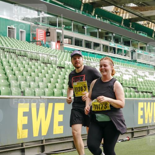 13.09.2026 - 21. swb-Marathon Bremen Michael Burmester http://msf.ph/oto/10422097 13.09.2026 10:45:27 Laufen im Stadion 10137, 10176, 10191, 10192, 10194, 10202, 10242, 10295, 10344, 10430, 10472, 10524, 10568, 10600, 10629, 10651, 10679, 10713, 10979, 10999, 11050, 11081, 11181, 11200, 11233, 11244, 11307, 11309, 11355, 11367, 11385, 11408, 11495, 11574, 11629, 11709, 11760, 11808, 11821, 11932, 11943, 12057, 12089, 12151, 12153, 12177, 12178, 12224, 12226, 12285, 12311, 12321, 12334, 12374, 12462, 12539, 10148, 10303, 10330, 10361, 10362 meine-sportfotos.de