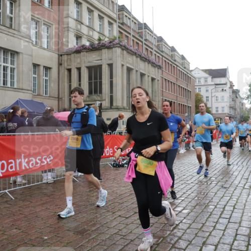 13.09.2026 - Kiel Lauf Yannick Fuchs http://msf.ph/oto/10422098 13.09.2026 10:55:26 Ziel 34, 313, 428, 1841, 2330, 2331, 3379, 3645, 5485, 5544, 5572, 5903, 6800, 6880, 7148, 7568, 7966, 8765, 8772, 9858, 10597, 10722, 10936, 11751, 11946, 12500, 12610, 185, 454, 575, 1232, 1459, 1815, 1851, 1973, 2198, 2339, 2357, 2548, 2554, 2738, 2813, 3084, 3429, 3699, 3903, 4369, 4370, 4403, 4625, 4652, 4665, 4678, 4898, 4902, 5104, 5645, 5834, 6193, 6490, 6498, 6501, 6583, 6991, 7118, 7450, 7566, 7722, 8121, 8791, 396, 1619 meine-sportfotos.de