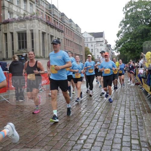13.09.2026 - Kiel Lauf Yannick Fuchs http://msf.ph/oto/10422141 13.09.2026 10:55:31 Ziel 34, 428, 1841, 1885, 2330, 2331, 3105, 3379, 4519, 4594, 5544, 5572, 5822, 5903, 6753, 6880, 6922, 7148, 7568, 7966, 8330, 8765, 8772, 9014, 9651, 9653, 9858, 10597, 10722, 11621, 11946, 11952, 12500, 185, 313, 575, 1232, 1459, 1815, 1851, 1973, 2198, 2330, 2331, 2339, 2548, 2554, 2738, 2813, 3084, 3429, 3645, 3699, 3903, 4369, 4370, 4403, 4625, 4652, 4665, 4678, 4898, 4902, 5104, 5485, 5645, 5834, 6193, 6490, 6498, 6501, 6583, 6800, 6991, 7118, 7450, 7566, 7722, 8121, 8791 meine-sportfotos.de