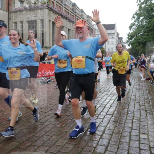 13.09.2026 - Kiel Lauf Yannick Fuchs http://msf.ph/oto/10422154 13.09.2026 10:55:32 Ziel 34, 428, 1841, 1885, 3105, 3379, 3539, 4519, 4594, 5544, 5572, 5822, 5903, 6753, 6880, 6922, 7148, 7568, 7966, 8330, 8765, 8772, 9014, 9651, 9653, 9858, 10597, 10722, 11621, 11946, 11952, 12500, 185, 313, 575, 1232, 1459, 1815, 1851, 1973, 2198, 2330, 2331, 2339, 2548, 2554, 2738, 2813, 3084, 3379, 3429, 3645, 3699, 3903, 4369, 4403, 4625, 4652, 4665, 4678, 4898, 4902, 5104, 5485, 5645, 5834, 6193, 6490, 6498, 6501, 6583, 6800, 6991, 7118, 7450, 7566, 7722, 8121, 8791, 9858 meine-sportfotos.de