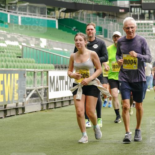 13.09.2026 - 21. swb-Marathon Bremen Michael Burmester http://msf.ph/oto/10422170 13.09.2026 10:45:34 Laufen im Stadion 10137, 10176, 10191, 10192, 10194, 10202, 10242, 10295, 10344, 10430, 10472, 10524, 10568, 10600, 10629, 10651, 10679, 10713, 10979, 10999, 11050, 11081, 11181, 11200, 11233, 11244, 11307, 11309, 11367, 11385, 11495, 11574, 11629, 11675, 11709, 11760, 11808, 11821, 11932, 11943, 12057, 12089, 12151, 12153, 12177, 12178, 12211, 12224, 12226, 12285, 12311, 12321, 12334, 12374, 12462, 12539, 10148, 10303, 10330, 10361, 10362 meine-sportfotos.de