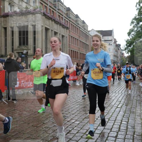 13.09.2026 - Kiel Lauf Yannick Fuchs http://msf.ph/oto/10422198 13.09.2026 10:55:36 Ziel 34, 1885, 2190, 2208, 3105, 3297, 3539, 4519, 4594, 5544, 5572, 5822, 5903, 6753, 6880, 6922, 7148, 7568, 7966, 8330, 8346, 8632, 8765, 8772, 9014, 9651, 9653, 10597, 10722, 11621, 11946, 11952, 12500, 185, 313, 428, 1459, 1815, 1841, 1851, 1973, 2330, 2331, 2339, 2548, 2738, 3084, 3379, 3429, 3645, 3903, 4403, 4678, 4898, 5104, 5485, 5645, 5834, 5903, 6193, 6490, 6498, 6501, 6583, 6800, 6991, 7118, 7450, 7566, 7722, 8121, 8791, 9858, 2548 meine-sportfotos.de