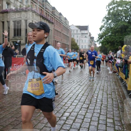13.09.2026 - Kiel Lauf Yannick Fuchs http://msf.ph/oto/10422213 13.09.2026 10:55:38 Ziel 34, 1885, 1929, 2190, 2208, 3105, 3297, 3539, 4519, 4594, 5544, 5572, 5822, 6753, 6922, 7148, 7568, 8330, 8346, 8631, 8632, 8772, 9014, 9651, 9653, 10597, 10722, 11036, 11621, 11952, 12500, 185, 313, 428, 1459, 1815, 1841, 1851, 1973, 2330, 2331, 2339, 2738, 3084, 3379, 3429, 3645, 3903, 4403, 4678, 4898, 5104, 5485, 5572, 5645, 5834, 5903, 6193, 6490, 6498, 6501, 6583, 6800, 6880, 6991, 7118, 7148, 7450, 7566, 7966, 8765, 8772, 8791, 9858, 10597, 10722, 11946, 2548 meine-sportfotos.de