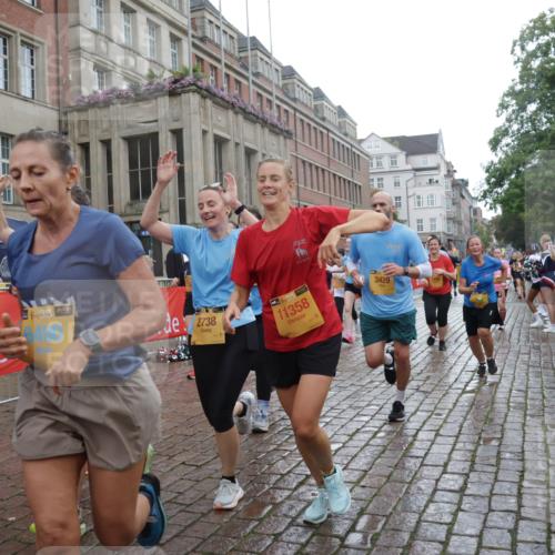 13.09.2026 - Kiel Lauf Yannick Fuchs http://msf.ph/oto/10422255 13.09.2026 10:55:44 Ziel 280, 566, 1264, 1673, 1885, 1929, 2190, 2208, 2589, 3297, 3539, 4594, 4747, 5034, 6753, 6922, 7988, 8330, 8346, 8631, 8632, 8722, 9651, 9653, 11036, 11196, 11621, 11952, 12327, 12499, 34, 185, 313, 428, 1841, 1851, 2330, 2331, 2738, 3105, 3379, 3429, 3645, 3903, 4403, 4519, 4594, 4678, 4898, 5104, 5485, 5544, 5572, 5822, 5834, 5903, 6490, 6753, 6800, 6880, 6991, 7118, 7148, 7450, 7566, 7568, 7966, 8330, 8765, 8772, 8791, 9014, 9858, 10597, 10722, 11946, 12500, 2548 meine-sportfotos.de
