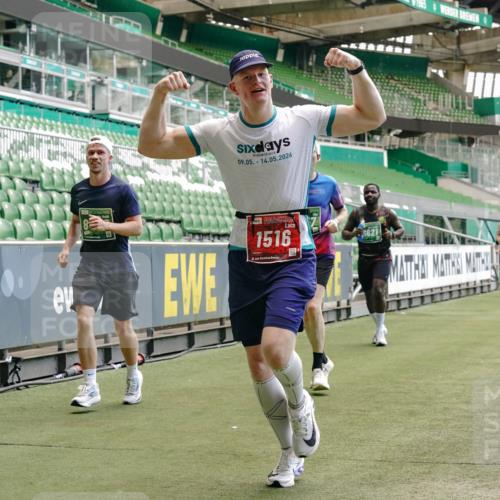 13.09.2026 - 21. swb-Marathon Bremen Michael Burmester http://msf.ph/oto/10422276 13.09.2026 12:59:55 Laufen im Stadion 135, 191, 226, 232, 260, 342, 651, 745, 972, 1080, 1166, 1209, 1368, 1493, 1494, 1516, 1650, 1861, 1935, 1963, 2088, 2210, 2289, 2293, 2306, 2322, 2367, 2427, 2481, 2517, 2570, 2577, 2686, 2700, 2708, 2806, 2807, 2827, 2885, 2899, 2906, 2914, 2953, 2961, 2979, 3015, 3021, 3076, 3098, 3105, 3120, 3124, 3145, 3168, 3173, 3190, 3233, 3273, 3354, 3435, 3480, 3516, 3531, 3642, 3652, 3729, 3774, 3855, 3856, 3861, 3930, 3934 meine-sportfotos.de