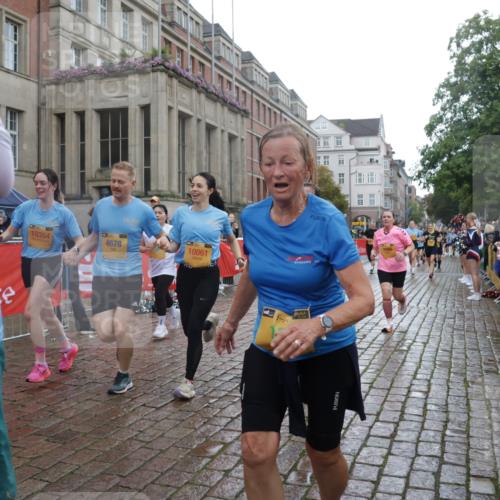 13.09.2026 - Kiel Lauf Yannick Fuchs http://msf.ph/oto/10422278 13.09.2026 10:55:46 Ziel 280, 566, 1264, 1673, 1929, 2190, 2208, 2264, 2589, 3297, 3539, 4747, 5034, 5279, 5752, 5772, 7988, 8346, 8631, 8632, 8722, 11036, 11196, 11621, 11952, 12327, 12499, 34, 185, 313, 428, 1841, 1851, 1885, 2330, 2331, 3105, 3379, 3429, 3645, 4403, 4519, 4594, 4678, 5485, 5544, 5572, 5822, 5834, 5903, 6753, 6800, 6880, 6922, 7118, 7148, 7450, 7566, 7568, 7966, 8330, 8765, 8772, 8791, 9014, 9651, 9653, 9858, 10597, 10722, 11621, 11946, 11952, 12500, 7483, 7118, 7566, 8845 meine-sportfotos.de