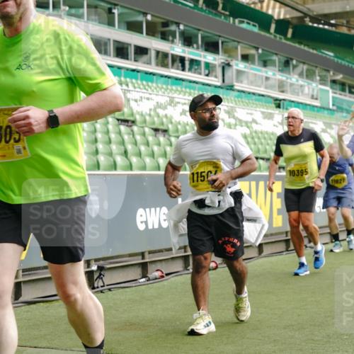 13.09.2026 - 21. swb-Marathon Bremen Michael Burmester http://msf.ph/oto/10422302 13.09.2026 10:45:41 Laufen im Stadion 10137, 10176, 10191, 10192, 10194, 10202, 10242, 10344, 10430, 10472, 10524, 10568, 10600, 10651, 10679, 10713, 10979, 11050, 11081, 11181, 11200, 11244, 11296, 11309, 11367, 11385, 11495, 11529, 11546, 11574, 11629, 11675, 11709, 11760, 11808, 11821, 11932, 11943, 12057, 12089, 12151, 12153, 12177, 12178, 12211, 12224, 12226, 12285, 12311, 12316, 12317, 12321, 12334, 12374, 12422, 12462, 12539, 10002, 10148, 10303, 10330, 10361, 10362 meine-sportfotos.de