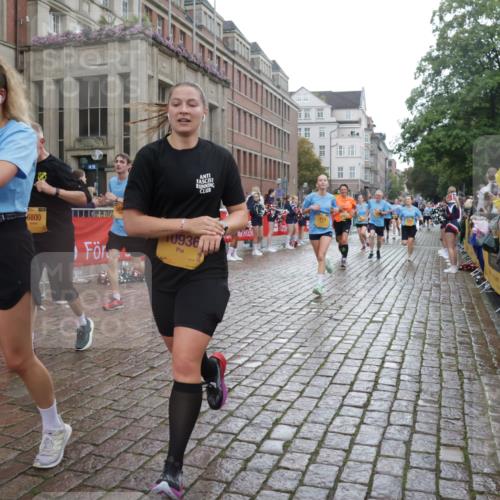 13.09.2026 - Kiel Lauf Yannick Fuchs http://msf.ph/oto/10422310 13.09.2026 10:55:52 Ziel 280, 566, 1264, 1673, 1929, 2264, 2589, 2798, 4556, 4747, 5034, 5279, 5553, 5752, 5772, 7707, 7851, 7988, 8631, 8722, 8733, 8813, 11036, 11196, 12327, 12499, 12579, 34, 313, 428, 1841, 1885, 2190, 2208, 2330, 2331, 3105, 3297, 3379, 3539, 3645, 4519, 4594, 5485, 5544, 5572, 5822, 5903, 6753, 6800, 6880, 6922, 7148, 7568, 7966, 8330, 8346, 8632, 8765, 8772, 9014, 9651, 9653, 9858, 10597, 10722, 11621, 11946, 11952, 12500, 574, 778, 7483, 7118, 7566, 8845 meine-sportfotos.de