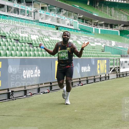 13.09.2026 - 21. swb-Marathon Bremen Michael Burmester http://msf.ph/oto/10422338 13.09.2026 12:59:57 Laufen im Stadion 135, 191, 226, 232, 260, 342, 651, 745, 972, 1080, 1166, 1209, 1368, 1493, 1494, 1516, 1650, 1861, 1935, 1963, 2088, 2210, 2289, 2293, 2306, 2322, 2367, 2427, 2481, 2517, 2570, 2577, 2686, 2700, 2708, 2806, 2807, 2827, 2885, 2899, 2906, 2914, 2953, 2961, 2967, 2979, 3015, 3021, 3076, 3098, 3105, 3120, 3124, 3145, 3168, 3173, 3190, 3233, 3273, 3354, 3385, 3435, 3480, 3516, 3531, 3642, 3652, 3729, 3774, 3855, 3856, 3861, 3930, 3934 meine-sportfotos.de