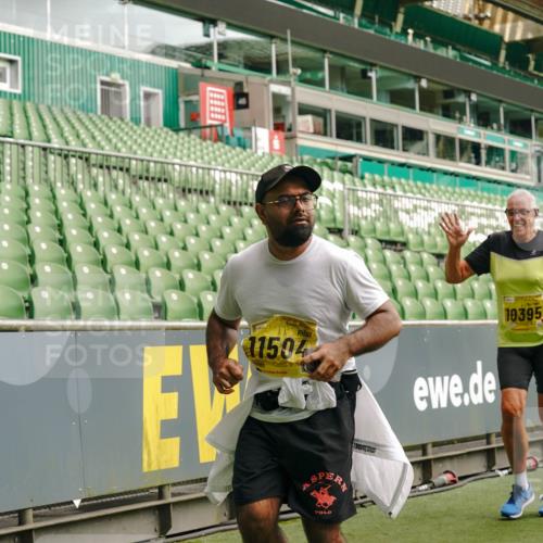 13.09.2026 - 21. swb-Marathon Bremen Michael Burmester http://msf.ph/oto/10422343 13.09.2026 10:45:42 Laufen im Stadion 10137, 10176, 10191, 10192, 10194, 10202, 10242, 10344, 10430, 10472, 10524, 10568, 10600, 10651, 10679, 10713, 10979, 11050, 11081, 11181, 11200, 11244, 11296, 11309, 11367, 11385, 11495, 11529, 11530, 11546, 11574, 11629, 11675, 11709, 11760, 11808, 11821, 11932, 11943, 12057, 12089, 12151, 12153, 12177, 12178, 12211, 12224, 12226, 12285, 12311, 12316, 12317, 12321, 12334, 12374, 12422, 12462, 12539, 10002, 10148, 10303, 10330, 10361, 10362 meine-sportfotos.de