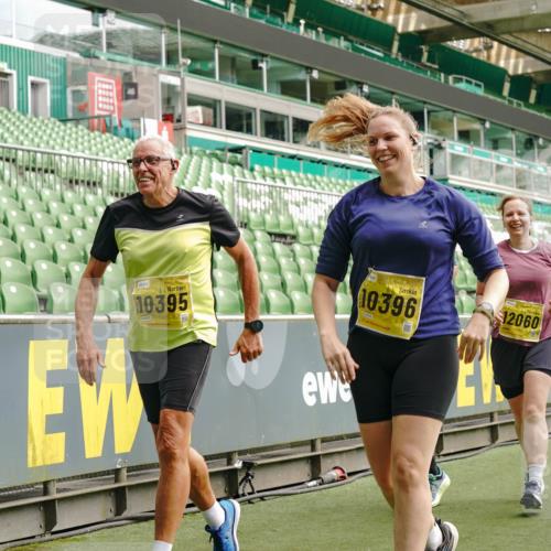 13.09.2026 - 21. swb-Marathon Bremen Michael Burmester http://msf.ph/oto/10422383 13.09.2026 10:45:43 Laufen im Stadion 10137, 10176, 10191, 10192, 10194, 10202, 10242, 10344, 10430, 10472, 10524, 10568, 10600, 10651, 10679, 10713, 10979, 11050, 11081, 11181, 11200, 11244, 11296, 11309, 11367, 11385, 11495, 11529, 11530, 11546, 11574, 11629, 11675, 11709, 11760, 11808, 11821, 11932, 11943, 12057, 12089, 12151, 12153, 12177, 12178, 12211, 12224, 12226, 12285, 12311, 12316, 12317, 12321, 12334, 12374, 12422, 12462, 12539, 10002, 10148, 10303, 10330, 10361, 10362 meine-sportfotos.de