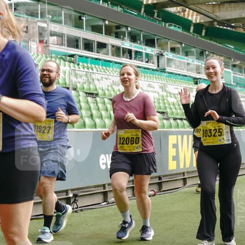 13.09.2026 - 21. swb-Marathon Bremen Michael Burmester http://msf.ph/oto/10422397 13.09.2026 10:45:44 Laufen im Stadion 10137, 10176, 10191, 10192, 10194, 10202, 10242, 10344, 10430, 10472, 10524, 10568, 10600, 10651, 10679, 10713, 10979, 11050, 11081, 11181, 11200, 11244, 11296, 11309, 11367, 11385, 11495, 11529, 11530, 11546, 11574, 11629, 11675, 11709, 11760, 11808, 11821, 11932, 11943, 12057, 12089, 12151, 12153, 12177, 12178, 12211, 12224, 12226, 12285, 12311, 12316, 12317, 12321, 12334, 12374, 12422, 12462, 12539, 10002, 10148, 10303, 10330, 10361, 10362 meine-sportfotos.de