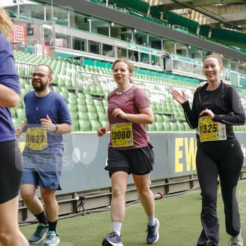 13.09.2026 - 21. swb-Marathon Bremen Michael Burmester http://msf.ph/oto/10422405 13.09.2026 10:45:44 Laufen im Stadion 10137, 10176, 10191, 10192, 10194, 10202, 10242, 10344, 10430, 10472, 10524, 10568, 10600, 10651, 10679, 10713, 10979, 11050, 11081, 11181, 11200, 11244, 11296, 11309, 11367, 11385, 11495, 11529, 11530, 11546, 11574, 11629, 11675, 11709, 11760, 11808, 11821, 11932, 11943, 12057, 12089, 12151, 12153, 12177, 12178, 12211, 12224, 12226, 12285, 12311, 12316, 12317, 12321, 12334, 12374, 12422, 12462, 12539, 10002, 10148, 10303, 10330, 10361, 10362 meine-sportfotos.de
