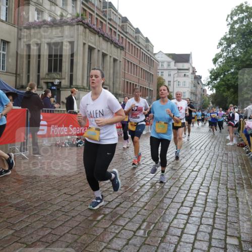 13.09.2026 - Kiel Lauf Yannick Fuchs http://msf.ph/oto/10422455 13.09.2026 10:56:08 Ziel 350, 429, 574, 712, 774, 775, 778, 1208, 2564, 2829, 3541, 5009, 6572, 6605, 7292, 7483, 7995, 8054, 8073, 8158, 8910, 9069, 10421, 10433, 10750, 10774, 10795, 12043, 12171, 12316, 12603, 280, 566, 1264, 1673, 1885, 1929, 2190, 2208, 2264, 2589, 2798, 3105, 3297, 3539, 4556, 4594, 4747, 5034, 5279, 5553, 5752, 5772, 6753, 6922, 7707, 7851, 7988, 8330, 8346, 8631, 8632, 8722, 8733, 8813, 9069, 9651, 9653, 11036, 11196, 11621, 11952, 12327, 12499, 12579, 248, 34 meine-sportfotos.de