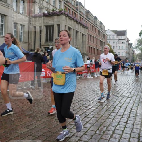 13.09.2026 - Kiel Lauf Yannick Fuchs http://msf.ph/oto/10422469 13.09.2026 10:56:09 Ziel 350, 429, 574, 712, 774, 775, 778, 1208, 2564, 2829, 3267, 3541, 5009, 6572, 6605, 7292, 7483, 7995, 8054, 8073, 8158, 8910, 9210, 10421, 10433, 10570, 10750, 10774, 10795, 12043, 12171, 12316, 12603, 280, 566, 1264, 1673, 1885, 1929, 2190, 2208, 2264, 2589, 2798, 3297, 3539, 4556, 4594, 4747, 5034, 5279, 5553, 5752, 5772, 6572, 6753, 6922, 7707, 7851, 7988, 8330, 8346, 8631, 8632, 8722, 8733, 8813, 9069, 9651, 9653, 11036, 11196, 11621, 11952, 12327, 12499, 12579, 248, 34 meine-sportfotos.de