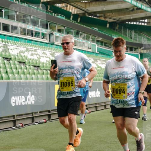 13.09.2026 - 21. swb-Marathon Bremen Michael Burmester http://msf.ph/oto/10422516 13.09.2026 10:45:50 Laufen im Stadion 10137, 10161, 10191, 10192, 10194, 10202, 10242, 10344, 10430, 10472, 10524, 10535, 10568, 10600, 10651, 10679, 10713, 10895, 10979, 11050, 11081, 11181, 11200, 11244, 11296, 11309, 11367, 11457, 11495, 11529, 11530, 11546, 11574, 11629, 11675, 11709, 11760, 11808, 11821, 11932, 11943, 12057, 12089, 12151, 12153, 12177, 12178, 12211, 12224, 12226, 12285, 12311, 12316, 12317, 12321, 12334, 12374, 12422, 12462, 12539, 10002, 10148, 10303, 10330, 10361, 10362 meine-sportfotos.de
