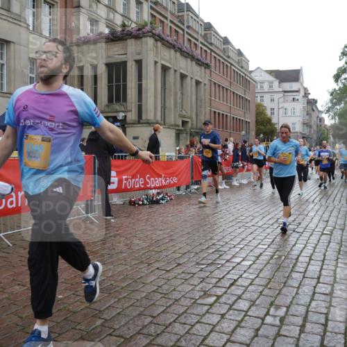 13.09.2026 - Kiel Lauf Yannick Fuchs http://msf.ph/oto/10422528 13.09.2026 10:56:14 Ziel 574, 778, 1208, 1618, 2075, 2454, 2829, 3267, 3541, 4806, 5009, 5067, 5682, 5683, 6605, 7292, 7483, 8054, 8073, 8158, 9210, 10421, 10433, 10570, 10750, 10774, 10795, 12043, 12171, 12603, 280, 350, 429, 566, 712, 774, 775, 1264, 1673, 1929, 2208, 2264, 2564, 2589, 2798, 3297, 4556, 4747, 5034, 5279, 5553, 5752, 5772, 6572, 7707, 7851, 7988, 7995, 8073, 8158, 8346, 8631, 8632, 8722, 8733, 8813, 8910, 9069, 11036, 11196, 12316, 12327, 12499, 12579, 248, 1504 meine-sportfotos.de