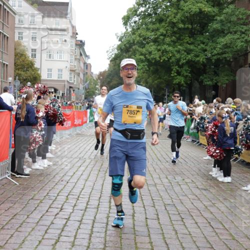 13.09.2026 - Kiel Lauf Yannick Fuchs http://msf.ph/oto/10422550 13.09.2026 09:43:28 Ziel 40, 401, 623, 1049, 1857, 4171, 4256, 6377, 7773, 7857, 7905, 8066, 8770, 8834, 10189, 10300, 11246, 12101, 12575, 255, 623, 1040, 1213, 1508, 3041, 3849, 3850, 5530, 5929, 7099, 7532, 7874, 8191, 8808, 9354, 9933, 10047, 10118, 11753, 12259, 654, 1833, 5964, 9323, 9934, 10460, 12164, 1213, 3827, 3849, 7874, 8870, 9311, 9629, 11721, 12678 meine-sportfotos.de