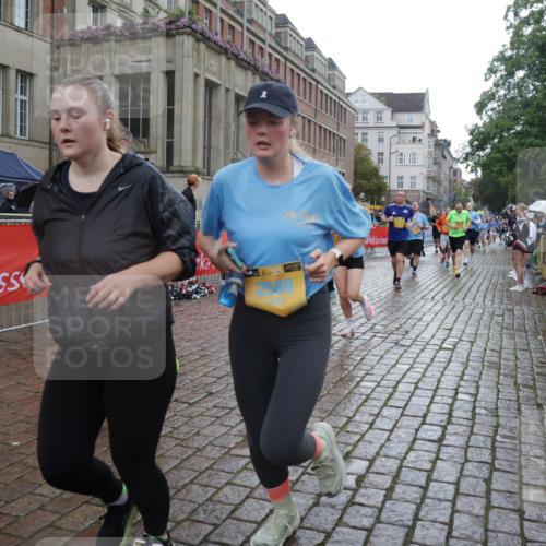 13.09.2026 - Kiel Lauf Yannick Fuchs http://msf.ph/oto/10422594 13.09.2026 10:56:20 Ziel 248, 476, 778, 1618, 2075, 2454, 2674, 2829, 2880, 3267, 4440, 4806, 5067, 5682, 5683, 6530, 6605, 6884, 9210, 10264, 10421, 10433, 10509, 10570, 10750, 10774, 12043, 12171, 12669, 280, 350, 429, 566, 574, 712, 774, 775, 1208, 1264, 2264, 2564, 2589, 2798, 3541, 4556, 4747, 5009, 5034, 5279, 5553, 5752, 5772, 6572, 7292, 7483, 7707, 7851, 7988, 7995, 8054, 8073, 8158, 8733, 8813, 8910, 9069, 10774, 10795, 11196, 12316, 12327, 12499, 12579, 1139, 1504 meine-sportfotos.de