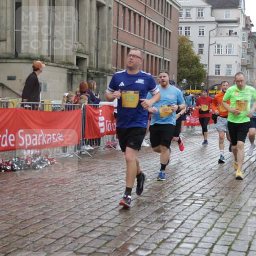 13.09.2026 - Kiel Lauf Yannick Fuchs http://msf.ph/oto/10422606 13.09.2026 10:56:22 Ziel 248, 476, 929, 1618, 2075, 2454, 2674, 2829, 2880, 3267, 4440, 4806, 5067, 5682, 5683, 6530, 6605, 6884, 8989, 8997, 9210, 10264, 10421, 10433, 10509, 10570, 12043, 12669, 280, 350, 429, 574, 712, 774, 775, 778, 1208, 1264, 2264, 2564, 2798, 2829, 3541, 4556, 5009, 5034, 5279, 5553, 5752, 5772, 6572, 7292, 7483, 7707, 7851, 7995, 8054, 8073, 8158, 8733, 8813, 8910, 9069, 10433, 10750, 10774, 10795, 11196, 12316, 12327, 12579, 452, 1139, 1504 meine-sportfotos.de