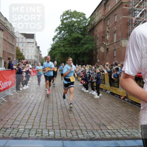 13.09.2026 - Kiel Lauf Yannick Fuchs http://msf.ph/oto/10422637 13.09.2026 09:43:33 Ziel 40, 401, 1049, 1833, 1857, 4171, 4256, 7773, 7857, 7905, 8066, 8770, 8834, 10189, 10300, 10460, 11246, 12101, 12575, 255, 623, 1040, 1508, 3041, 3850, 4256, 5530, 5929, 6377, 7099, 7532, 8066, 8808, 9354, 9933, 10047, 10118, 11753, 12259, 654, 4522, 5171, 5857, 5964, 7510, 7948, 9323, 9934, 10641, 10931, 12164, 12376, 1040, 1213, 3849, 3850, 5530, 7874, 8191, 9311, 9629, 12678 meine-sportfotos.de