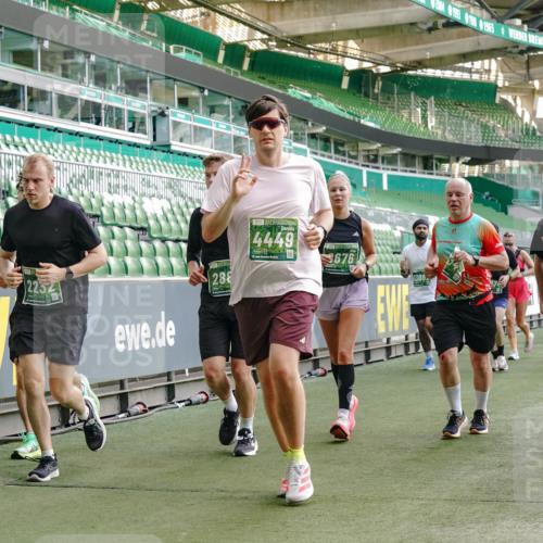 13.09.2026 - 21. swb-Marathon Bremen Michael Burmester http://msf.ph/oto/10422651 13.09.2026 13:22:56 Laufen im Stadion 128, 160, 211, 258, 343, 351, 434, 441, 533, 571, 601, 609, 708, 851, 892, 1060, 1094, 1157, 1178, 1259, 1331, 1344, 1417, 1518, 1657, 1669, 1691, 1729, 1746, 1788, 1883, 2213, 2290, 2433, 2445, 2475, 2495, 2504, 2526, 2619, 2632, 2652, 2660, 2685, 2711, 2768, 2936, 2964, 2968, 2995, 3022, 3034, 3225, 3252, 3282, 3292, 3347, 3351, 3395, 3423, 3447, 3505, 3530, 3559, 3682, 3727, 3770, 3784, 3819, 4020, 4054, 4231, 4406, 4407, 4431, 4466, 4467, 4584, 1506 meine-sportfotos.de