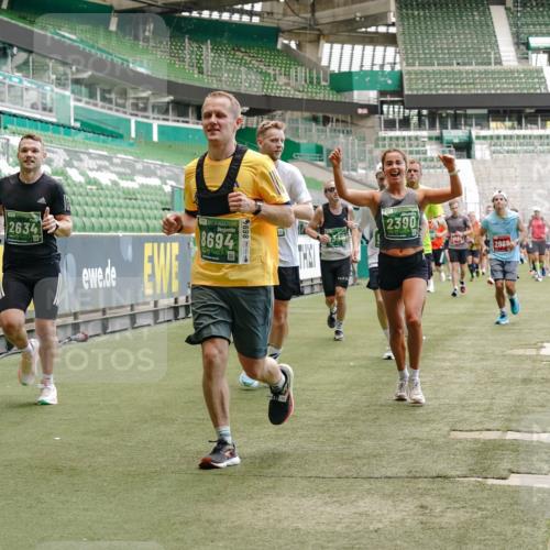 13.09.2026 - 21. swb-Marathon Bremen Michael Burmester http://msf.ph/oto/10422655 13.09.2026 13:00:08 Laufen im Stadion 135, 191, 226, 232, 242, 260, 342, 651, 687, 745, 972, 1080, 1166, 1209, 1368, 1493, 1494, 1516, 1650, 1861, 1935, 1963, 2088, 2210, 2289, 2293, 2306, 2322, 2367, 2409, 2427, 2481, 2485, 2490, 2517, 2560, 2570, 2577, 2658, 2686, 2700, 2708, 2781, 2806, 2827, 2885, 2899, 2906, 2914, 2953, 2961, 2967, 2979, 3015, 3021, 3076, 3098, 3105, 3120, 3124, 3145, 3168, 3173, 3190, 3233, 3273, 3354, 3385, 3435, 3480, 3516, 3524, 3531, 3642, 3652, 3729, 3774, 3855, 3856, 3861, 3930, 3934 meine-sportfotos.de