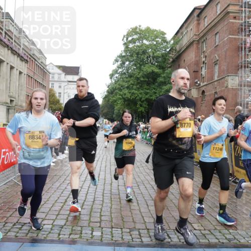 13.09.2026 - Kiel Lauf Yannick Fuchs http://msf.ph/oto/10422678 13.09.2026 09:43:35 Ziel 40, 401, 1049, 1833, 1857, 4171, 7773, 7857, 7905, 8770, 8834, 9323, 9934, 10189, 10300, 10460, 11246, 12101, 12164, 12575, 255, 623, 1040, 1508, 3041, 3850, 4256, 5530, 5929, 6377, 7099, 7532, 8066, 8808, 9354, 9933, 10047, 10118, 11753, 12259, 654, 4522, 5171, 5857, 5964, 7510, 7948, 9814, 10641, 10931, 12376, 1040, 1213, 3849, 3850, 5530, 7874, 8191, 11753 meine-sportfotos.de
