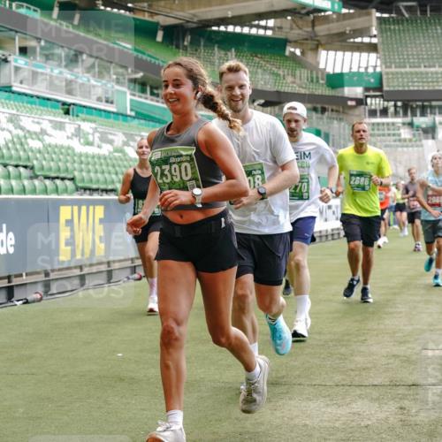 13.09.2026 - 21. swb-Marathon Bremen Michael Burmester http://msf.ph/oto/10422714 13.09.2026 13:00:10 Laufen im Stadion 135, 191, 226, 232, 242, 260, 342, 651, 687, 745, 972, 1080, 1166, 1209, 1368, 1493, 1494, 1516, 1650, 1861, 1935, 1963, 2088, 2210, 2289, 2293, 2306, 2322, 2367, 2409, 2427, 2481, 2485, 2490, 2517, 2560, 2570, 2577, 2658, 2686, 2700, 2708, 2781, 2806, 2827, 2885, 2899, 2906, 2914, 2953, 2961, 2967, 2979, 3015, 3021, 3076, 3098, 3105, 3124, 3145, 3168, 3173, 3190, 3233, 3273, 3354, 3385, 3480, 3516, 3524, 3531, 3642, 3652, 3729, 3774, 3855, 3856, 3861, 3930, 3934 meine-sportfotos.de