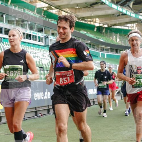 13.09.2026 - 21. swb-Marathon Bremen Michael Burmester http://msf.ph/oto/10422733 13.09.2026 13:22:58 Laufen im Stadion 128, 160, 211, 258, 343, 351, 434, 533, 571, 609, 708, 851, 892, 1060, 1157, 1178, 1259, 1331, 1344, 1417, 1657, 1669, 1691, 1729, 1746, 1788, 1883, 2213, 2286, 2290, 2433, 2445, 2475, 2495, 2504, 2526, 2619, 2632, 2652, 2660, 2685, 2711, 2768, 2936, 2964, 2968, 2995, 3022, 3034, 3225, 3252, 3282, 3292, 3347, 3351, 3364, 3395, 3423, 3447, 3505, 3530, 3559, 3682, 3727, 3770, 3784, 3819, 4020, 4054, 4231, 4406, 4407, 4431, 4466, 4467, 4584, 1506 meine-sportfotos.de