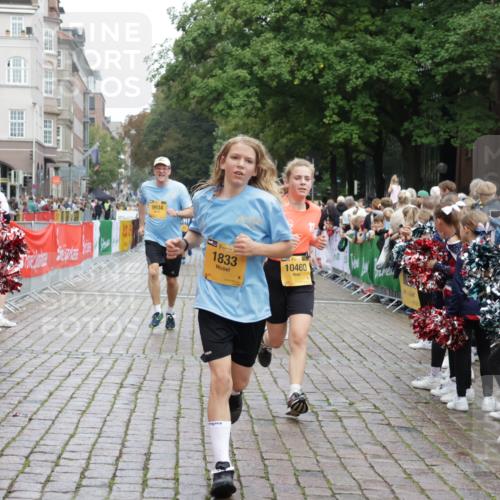 13.09.2026 - Kiel Lauf Yannick Fuchs http://msf.ph/oto/10422737 13.09.2026 09:43:39 Ziel 40, 1049, 1833, 1857, 4171, 5964, 7773, 7905, 8770, 8834, 9323, 9934, 10300, 10460, 11246, 12101, 12164, 12575, 255, 401, 623, 1508, 3041, 4256, 5929, 6377, 7099, 7532, 7857, 8066, 8808, 9354, 9933, 10047, 10118, 10189, 10300, 12259, 12575, 654, 4522, 5026, 5171, 5857, 7510, 7948, 9814, 10641, 10931, 12376, 1040, 3850, 5530, 8191, 9354, 11753, 12259 meine-sportfotos.de
