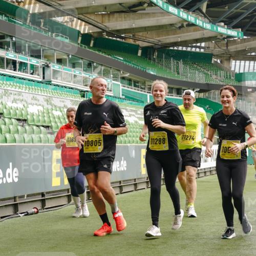 13.09.2026 - 21. swb-Marathon Bremen Michael Burmester http://msf.ph/oto/10422748 13.09.2026 10:45:58 Laufen im Stadion 10137, 10161, 10192, 10194, 10202, 10242, 10344, 10430, 10472, 10524, 10535, 10568, 10600, 10651, 10679, 10713, 10895, 10970, 10979, 11050, 11081, 11181, 11200, 11244, 11296, 11309, 11367, 11457, 11495, 11529, 11530, 11546, 11574, 11675, 11709, 11760, 11808, 11821, 11932, 12057, 12089, 12151, 12153, 12177, 12178, 12211, 12224, 12226, 12285, 12311, 12316, 12317, 12321, 12374, 12422, 12462, 12539, 10002, 10148, 10303, 10330, 10361, 10362 meine-sportfotos.de