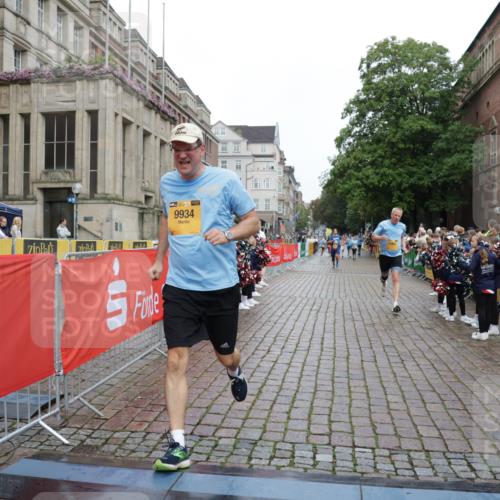 13.09.2026 - Kiel Lauf Yannick Fuchs http://msf.ph/oto/10422784 13.09.2026 09:43:43 Ziel 654, 1049, 1833, 4171, 5964, 7905, 8834, 9323, 9934, 10460, 11246, 12101, 12164, 40, 255, 401, 623, 1049, 1508, 1857, 3041, 4171, 4256, 5929, 6377, 7099, 7532, 7773, 7857, 7905, 8066, 8770, 8808, 8834, 9933, 10047, 10118, 10189, 10300, 11246, 12101, 12575, 4283, 4522, 5026, 5171, 5857, 6550, 7510, 7948, 9814, 10641, 10931, 11653, 11655, 12376, 1040, 3041, 3850, 9354, 10047, 11753, 12259 meine-sportfotos.de