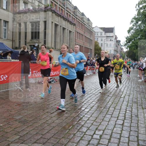 13.09.2026 - Kiel Lauf Yannick Fuchs http://msf.ph/oto/10422793 13.09.2026 10:56:40 Ziel 452, 1115, 1139, 1157, 1504, 1557, 1666, 1805, 2526, 2560, 2675, 3000, 3286, 3410, 3413, 3466, 4180, 4209, 4367, 4912, 5593, 6067, 6882, 7209, 7594, 7642, 7912, 8799, 9674, 10621, 10659, 11211, 12721, 248, 476, 574, 778, 929, 1208, 1618, 2075, 2454, 2674, 2829, 2880, 3061, 3267, 3541, 4440, 4806, 5009, 5067, 5682, 5683, 6530, 6605, 6884, 7292, 7483, 8054, 8989, 8997, 9210, 10264, 10421, 10433, 10509, 10570, 10659, 10750, 10774, 10795, 502 meine-sportfotos.de