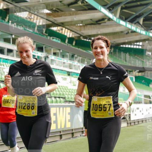 13.09.2026 - 21. swb-Marathon Bremen Michael Burmester http://msf.ph/oto/10422794 13.09.2026 10:46:00 Laufen im Stadion 10137, 10161, 10194, 10202, 10242, 10344, 10430, 10472, 10524, 10535, 10568, 10600, 10651, 10679, 10713, 10895, 10970, 10979, 11050, 11081, 11181, 11200, 11244, 11296, 11309, 11367, 11457, 11495, 11529, 11530, 11546, 11574, 11675, 11709, 11760, 11808, 11821, 11932, 12057, 12089, 12151, 12153, 12177, 12178, 12211, 12224, 12226, 12285, 12311, 12316, 12317, 12321, 12374, 12422, 12462, 12539, 10002, 10004, 10148, 10303, 10330, 10361, 10362 meine-sportfotos.de